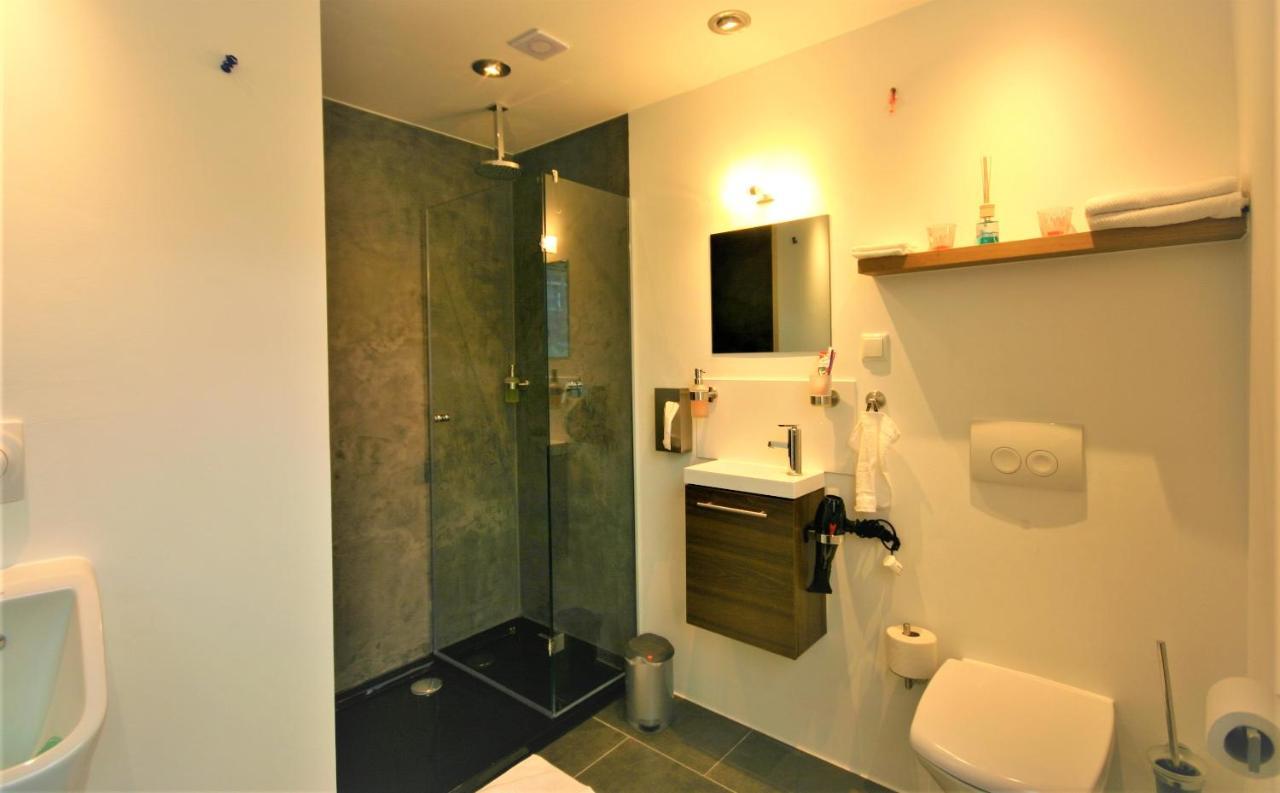 Schacht34 Hotell Oberhausen  Exteriör bild