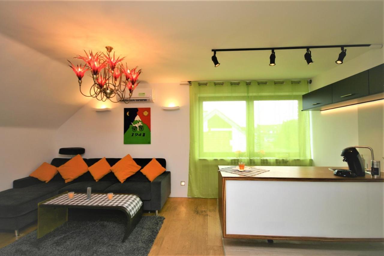 Schacht34 Hotell Oberhausen  Exteriör bild